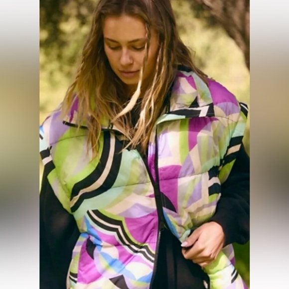 Free People Movement In A Bubble Printed Puffer Vest Zip White Lime Black Small - Picture 2 of 6
